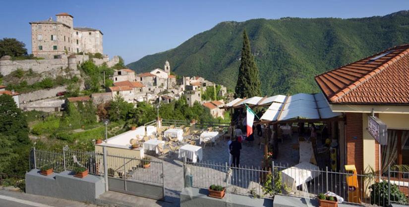 Albergo Cecchin Balestrino Exterior foto